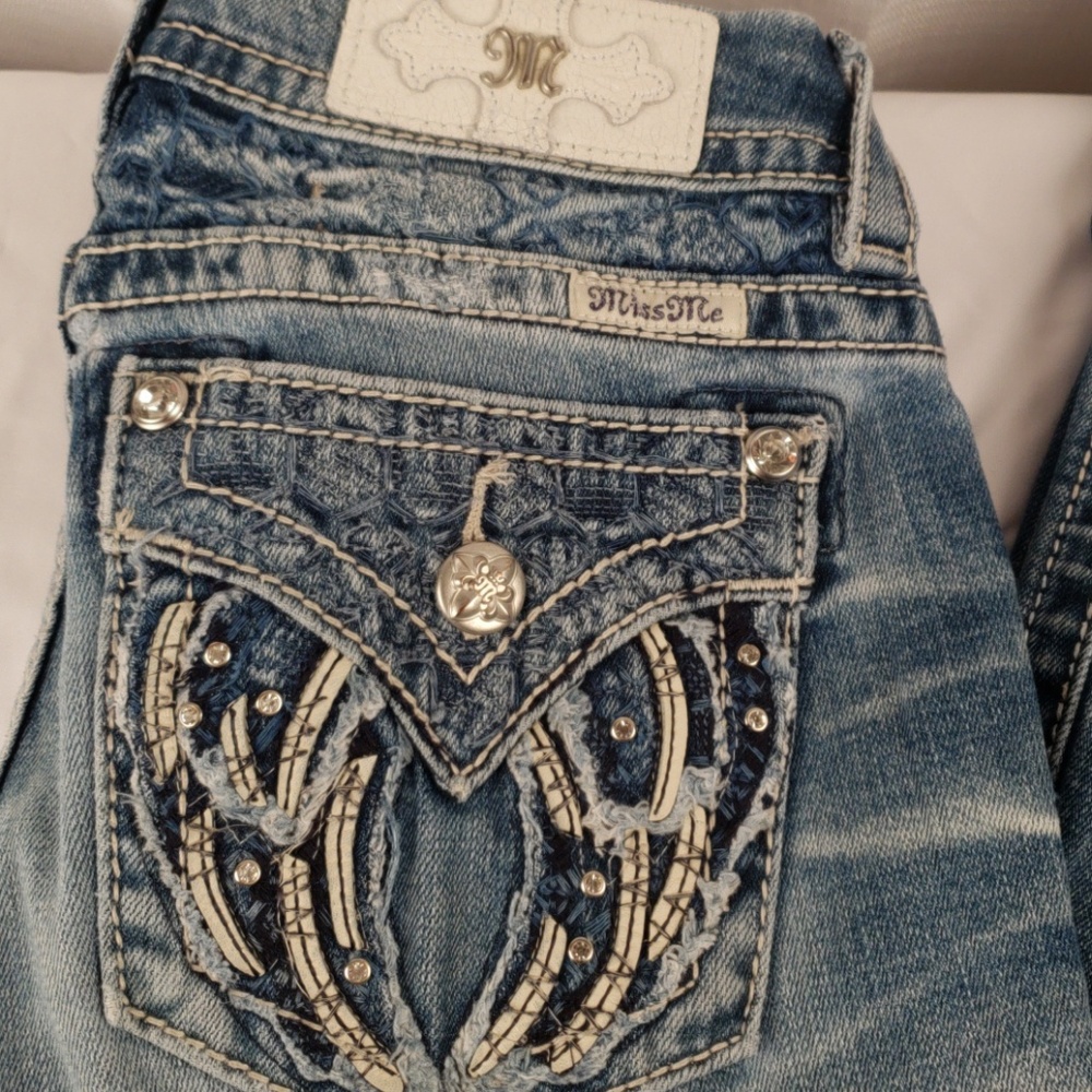 Miss Me Skinny Angel Wing Jean's Light washed - Picture 6 of 7